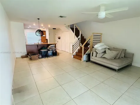 117 NW 106th Avenue Pembroke Pines FL 33026