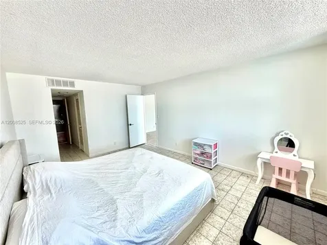 1410 S Ocean Drive Hollywood FL 33019