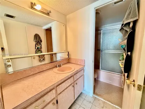 1410 S Ocean Drive Hollywood FL 33019