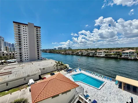 1410 S Ocean Drive Hollywood FL 33019