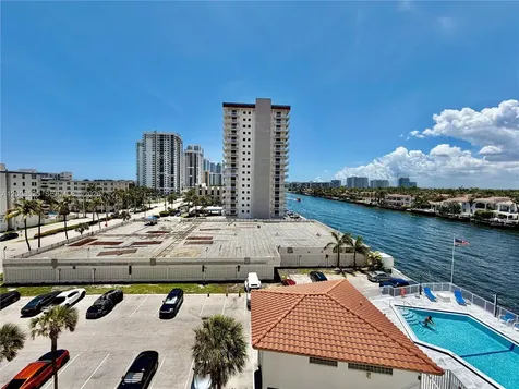 1410 S Ocean Drive Hollywood FL 33019