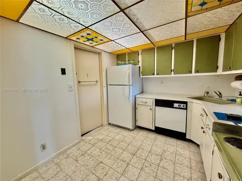 1410 S Ocean Drive Hollywood FL 33019