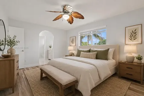 9576 SW 162nd Path Miami FL 33196