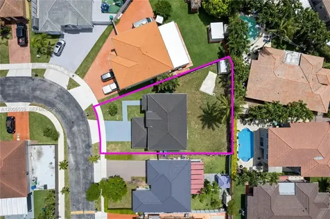 9576 SW 162nd Path Miami FL 33196