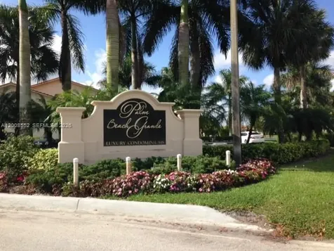 1522 Lake Crystal Drive West Palm Beach FL 33411