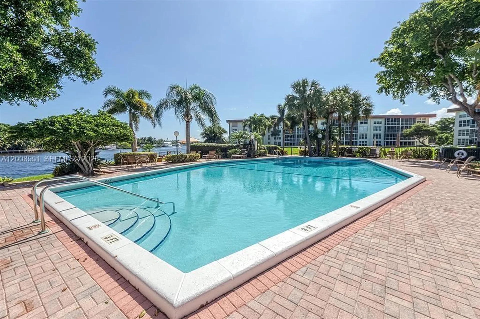 3050 NE 48th Court Lighthouse Point FL 33064