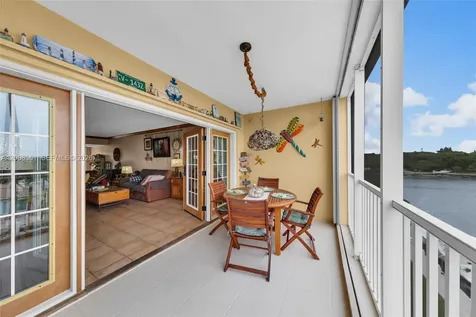 3050 NE 48th Court Lighthouse Point FL 33064