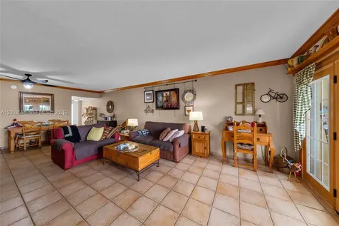 3050 NE 48th Court Lighthouse Point FL 33064