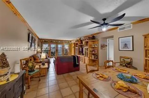 3050 NE 48th Court Lighthouse Point FL 33064