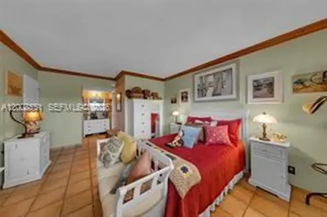 3050 NE 48th Court Lighthouse Point FL 33064