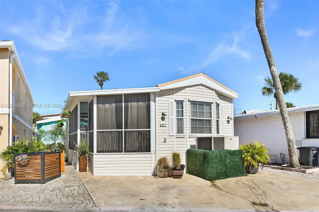 10725 S Ocean Drive #311 Jensen Beach FL 34957
