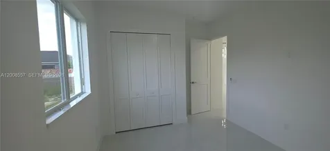322/324 Poplar Lehigh Acres FL 33974