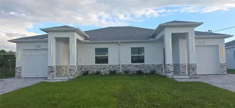 322/324 Poplar Lehigh Acres FL 33974
