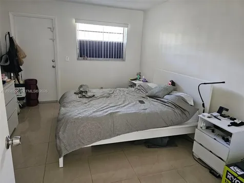900 Tallwood Avenue Hollywood FL 33021