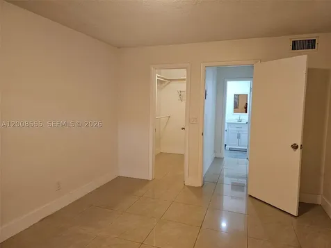 900 Tallwood Avenue Hollywood FL 33021