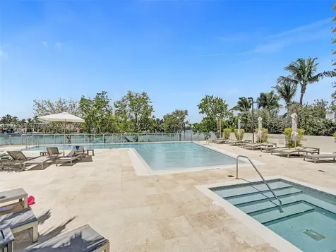 6620 Indian Creek Drive Miami FL 33141