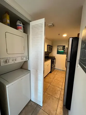 227 Michigan Avenue Miami Beach FL 33139