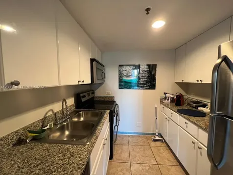 227 Michigan Avenue Miami Beach FL 33139