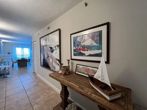 227 Michigan Avenue Miami Beach FL 33139
