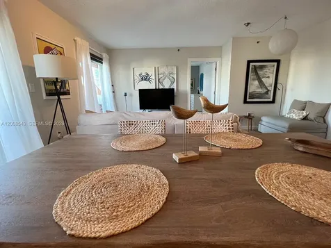 227 Michigan Avenue Miami Beach FL 33139
