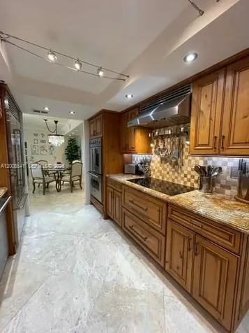 1121 Crandon Boulevard Key Biscayne FL 33149
