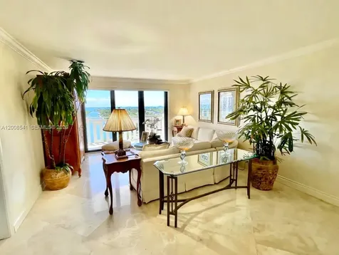 1121 Crandon Boulevard Key Biscayne FL 33149