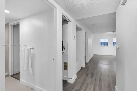 269 NW 7th Street Miami FL 33136