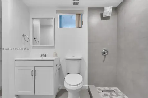 269 NW 7th Street Miami FL 33136