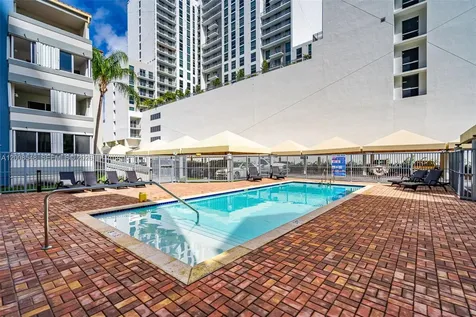 269 NW 7th Street Miami FL 33136