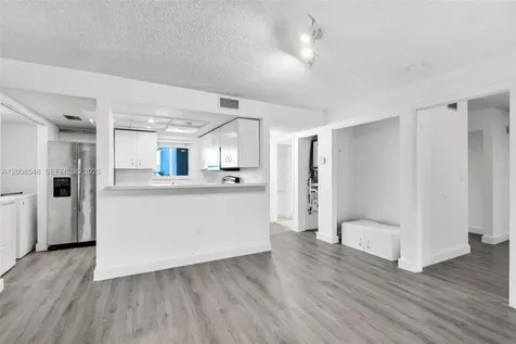269 NW 7th Street Miami FL 33136