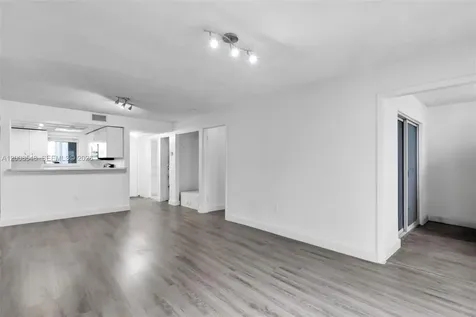 269 NW 7th Street Miami FL 33136