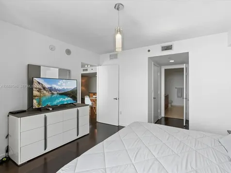 50 Biscayne Boulevard Miami FL 33132
