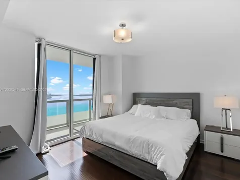 50 Biscayne Boulevard Miami FL 33132