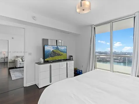 50 Biscayne Boulevard Miami FL 33132