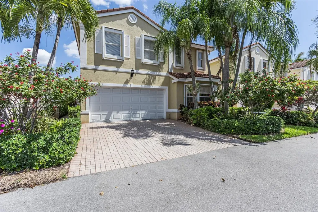 1125 Queen Palm Court Hollywood FL 33019