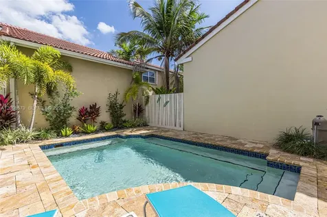1125 Queen Palm Court Hollywood FL 33019