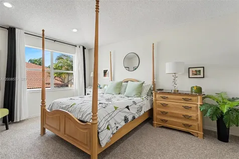 1125 Queen Palm Court Hollywood FL 33019
