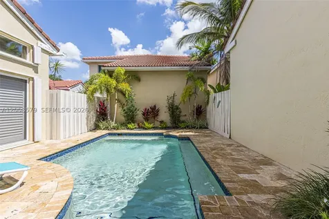 1125 Queen Palm Court Hollywood FL 33019