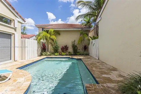 1125 Queen Palm Court Hollywood FL 33019