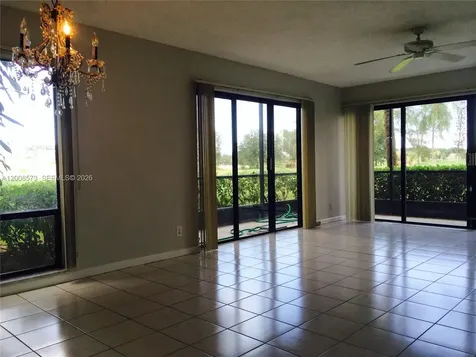 3050 Presidential Way West Palm Beach FL 33401