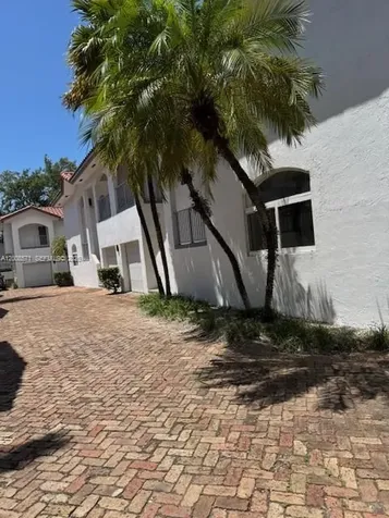 Miami FL 33133