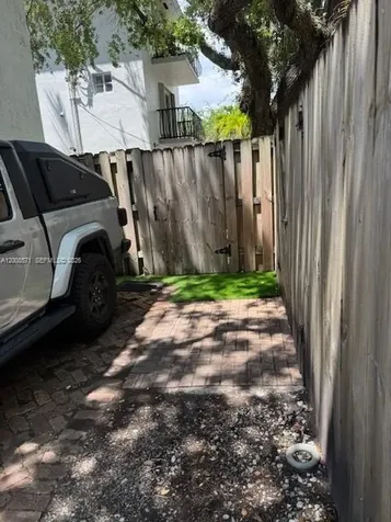 Miami FL 33133