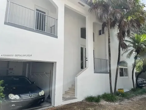 Miami FL 33133