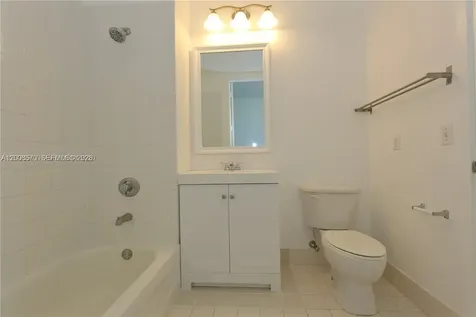 2200 NE 4th Avenue Miami FL 33137