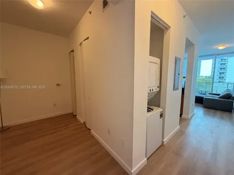 2200 NE 4th Avenue Miami FL 33137