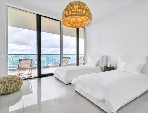 18975 Collins Avenue Sunny Isles Beach FL 33160