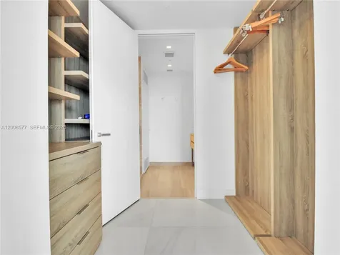 18975 Collins Avenue Sunny Isles Beach FL 33160
