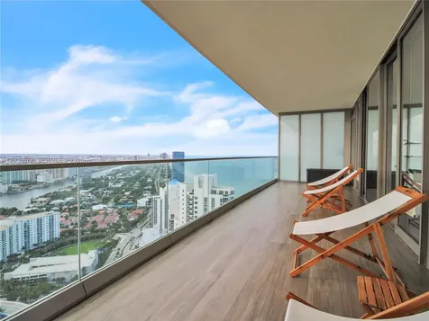 18975 Collins Avenue Sunny Isles Beach FL 33160