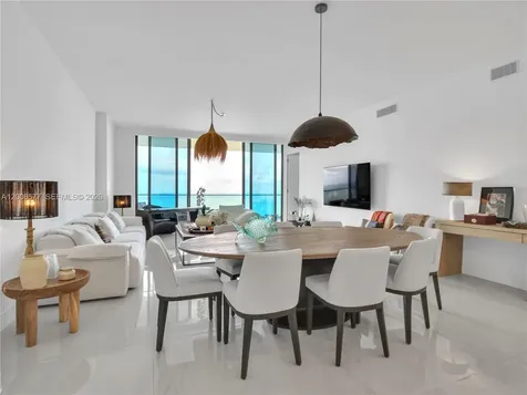 18975 Collins Avenue Sunny Isles Beach FL 33160