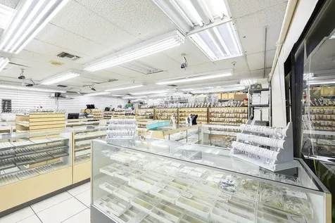 777 NW 72nd Avenue Miami FL 33126